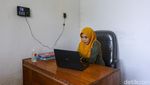 Layanan di Kantor Camat Wawonii Serba Sat-set Lewat WA