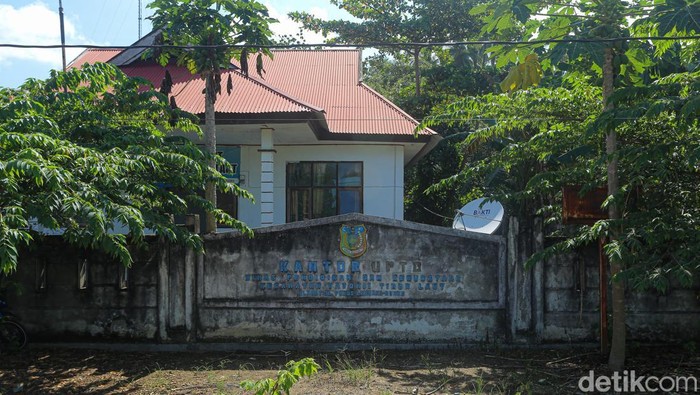 Suasana Kantor Kecamatan Wawonii Timur, Konawe Kepulauan, Sulawesi Tenggara.