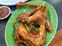 Ayam Goreng Paling Enak di Yogyakarta hingga Hal Tabu saat Pesan Steak