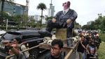 Massa dari Berbagai Elemen Gelar Aksi Jalan Kaki Peringati Hari HAM Sedunia