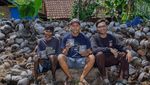 Mengubah Limbah Kelapa jadi Rupiah