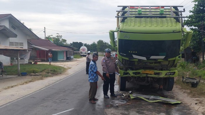 Polisi saat olah TKP