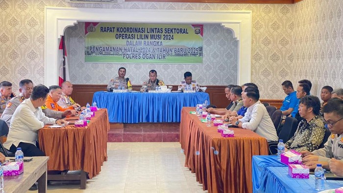 Rapat lintas sektor di Polres Ogan Ilir menjelang Nataru.