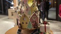 Di perayaan Natal tahun ini, Hotel Tentrem Jakarta mengadakan ‘Christmas Eve Buffet’ eksklusif pada tanggal 24 Desember 2024, di Canella Restaurant. Dari hidangan utama sampai kue natal yang cantik.  Foto: detikFood