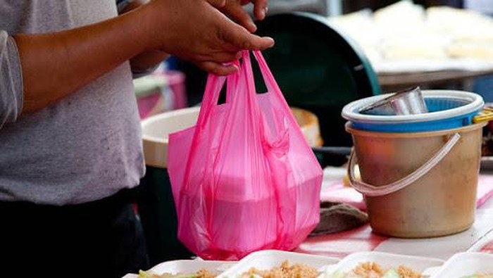 Turis China Ini Kecewa dengan Porsi dan Kemasan Makanan di Malaysia