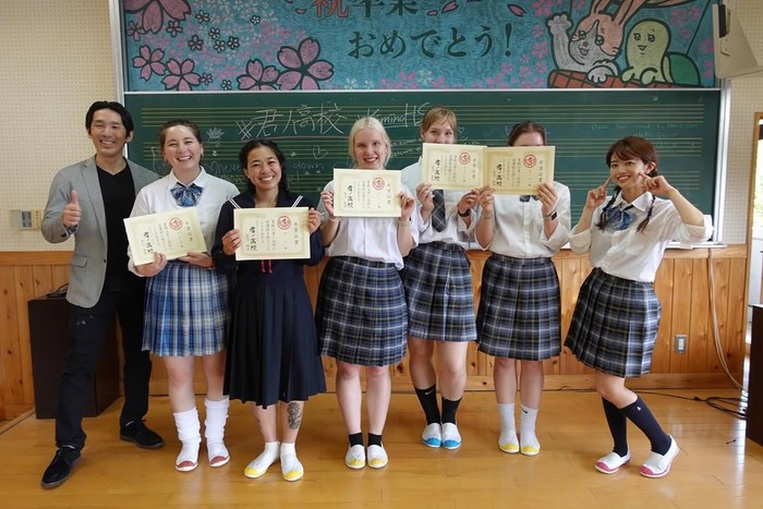 Turis menjadi siswa sehari di Jepang Turis menjadi siswa sehari di Jepang