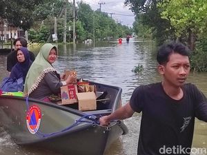 Banjir di Jombang Tak Kunjung Surut, 70 Orang Bertahan di Pengungsian