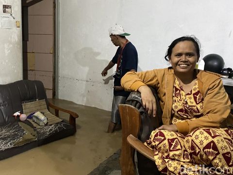 Banjir di Perumahan Dahlia, Kelurahan Meteseh, Kecamatan Tembalang, Kota Semarang, Rabu (11/12/2024) malam.