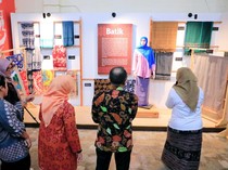 Saat Karya Seni Anak Disabilitas dan Perempuan Dipamerkan di Serang