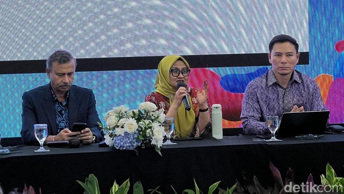 CEO XL Axiata Dian Siswarini