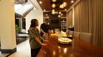 Keren! Ini Dapur Rachel Vennya yang Mewah dan Bergaya Modern