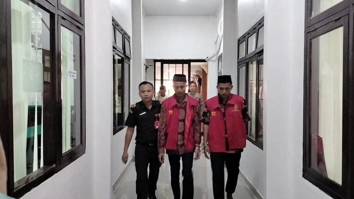Dua terdakwa pembunuhan bos toko bangunan di OKI dituntut hukuman mati.