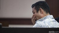 Hakim menyatakan Amir Syahbana, Rusbani dan Suranto Wibowo melanggar Pasal 3 juncto Pasal 18 UU Tipikor juncto Pasal 55 ayat (1) ke-1 KUHP. 