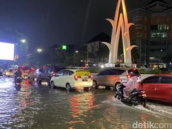 BMKG: Waspada Peningkatan Cuaca Ekstrem di Jateng dan DIY Periode 16-23 Desember