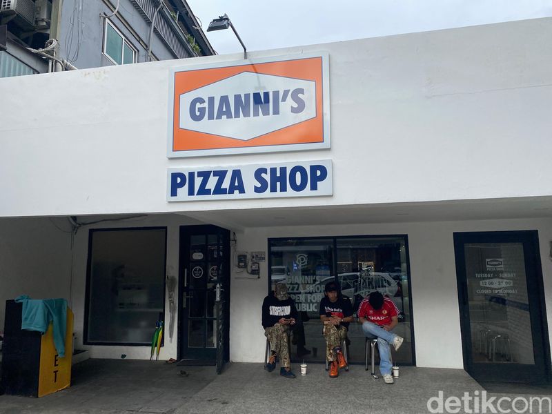 Gianni's Pizza di Kemang yang tawarkan pizza ala New York