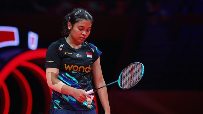 Gregoria Mariska Tunjung kecewa dengan penampilan dalam laga perdananya di BWF World Tour Finals 2024. Dia gagal mengembangkan permainan di sepanjang pertandingan hingga akhirnya kalah.