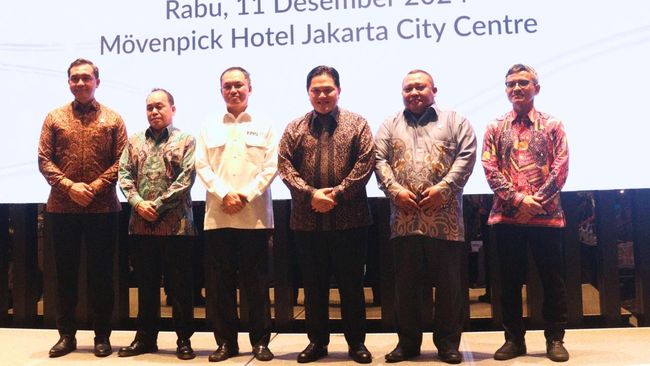 Jajaran pimpinan Komisi Pengawas Persaingan Usaha (KPPU) bersama Menteri BUMN Erick Thohir melakukan pertemuan terbatas dengan berbagai pimpinan Badan Usaha Milik Negara (BUMN) dalam membahas urgensi kepatuhan BUMN atas persaingan usaha.