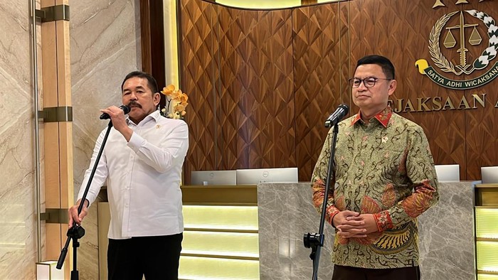 Jaksa Agung ST Burhanuddin bertemu dengan Kepala BPOM Taruna Ikrar