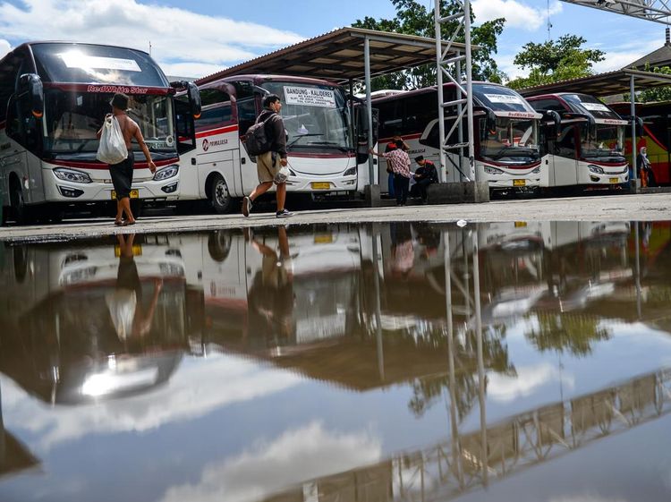 Jelang Nataru,Terminal Leuwipanjang Bandung Siapkan Ratusan Armada Bus