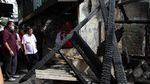 Momen JK Tinjau Lokasi Kebakaran Kemayoran