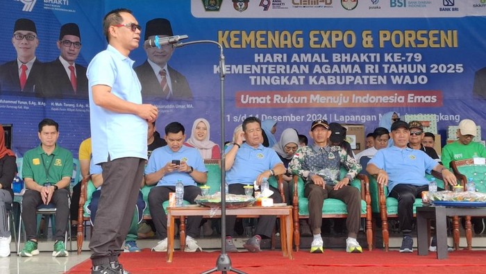 Kakanwil Kemenag Sulsel, Muh Tonang meresmikan Expo dan Porseni dalam rangka menyambut HAB Kementerian Agama Tingkat Kabupaten Wajo ke-79.