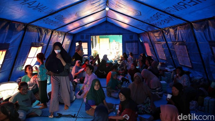 Korban kebakaran Kemayoran ditampung di SDN 09 Kebon Kosong, Jakarta Pusat. Total ada 1.520 jiwa yang terdampak kebakaran tersebut.