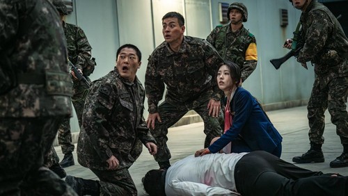 Adegan dalam drama Korea Newtopia. Tayang di Prime Video 7 Februari 2025.