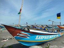 Gelombang Tinggi Melanda, Nelayan Pantai Congot Sudah 4 Hari Tak Melaut