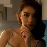 Lulusan ilmu Komunikasi itu juga sempat merilis lagu single berjudul ‘Mati Saja’. Foto: Dokumentasi Nagaswara