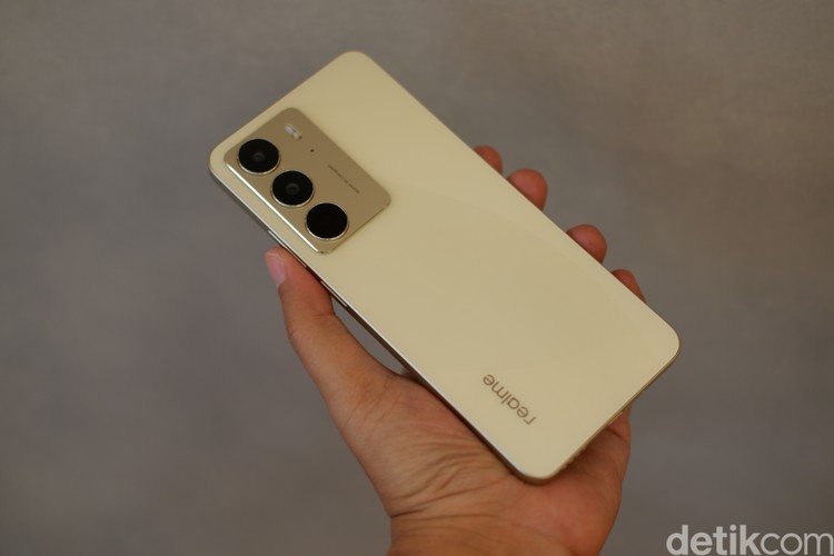 Realme C75 Realme C75