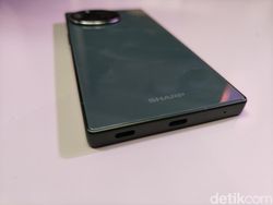 Ini Dia Sharp Aquos R9, Smarpthone Rp 9 Jutaan