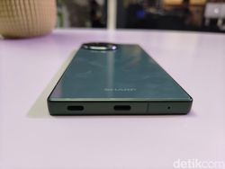 Ini Dia Sharp Aquos R9, Smarpthone Rp 9 Jutaan