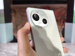 Ini Dia Sharp Aquos R9, Smarpthone Rp 9 Jutaan