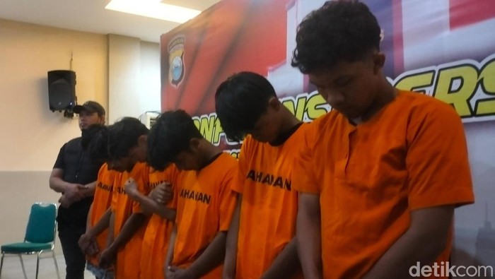 Tampang pelaku pembusuran 2 karyawan kafe di Makassar.