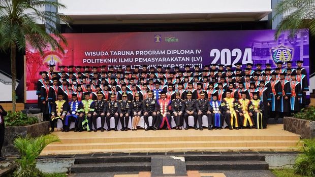 Wisuda 625 Lulusan Poltekip-Poltekim