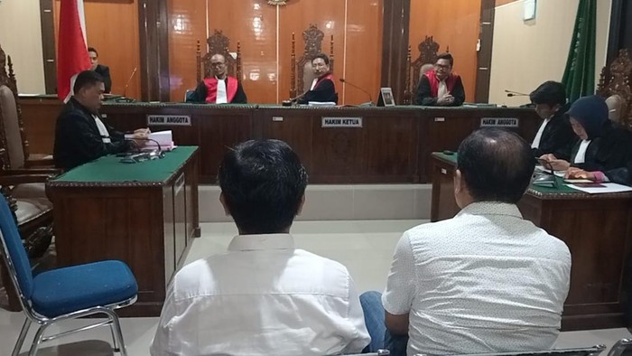Dua terdakwa karyawan PT SKB divonis 2 tahun penjara