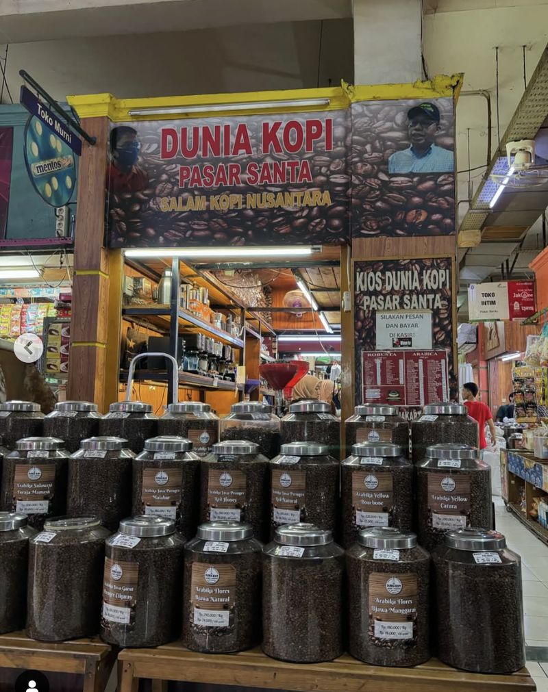 Dunia kopi jadi salah satu tempat yang menjual biji kopi lengkap di Jaksel.