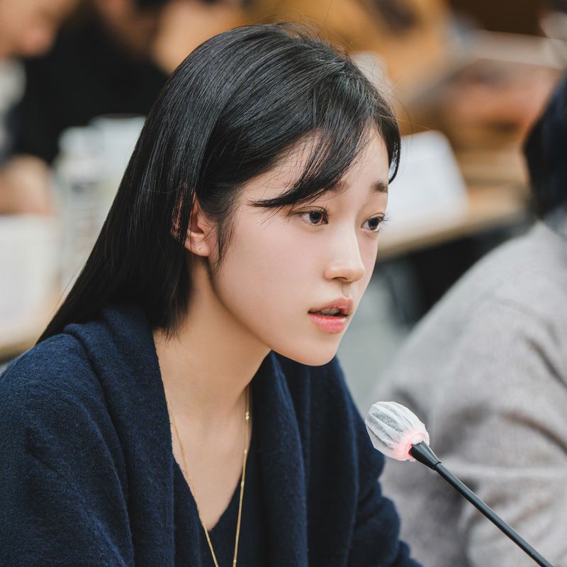 Cast drama Korea East Palace di sesi pembacaan naskah perdana.