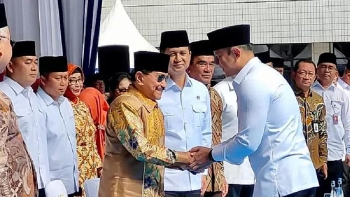 Eks Menteri Transmigrasi dan Pemukiman Perambah Hutan Indonesia Jenderal TNI (Purn) Hendropriyono menghadiri upacara Peringatan Hari Bhakti Transmigrasi ke-74. (dok istimewa).