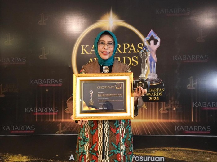 Fatma Saifullah Yusuf Raih Penghargaan Tokoh Penggerak UMKM
