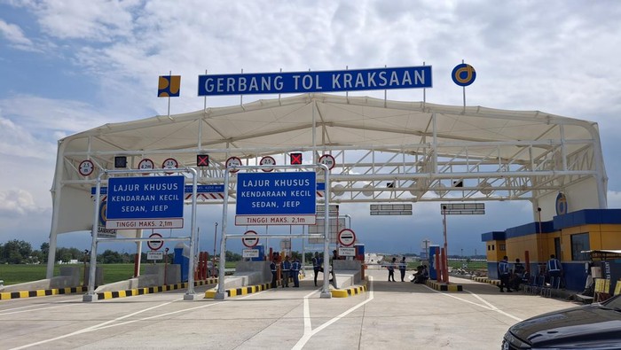 Gerbang Tol Kraksaan