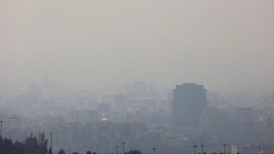 Potret Teheran Berselimut Kabut Asap Pekat