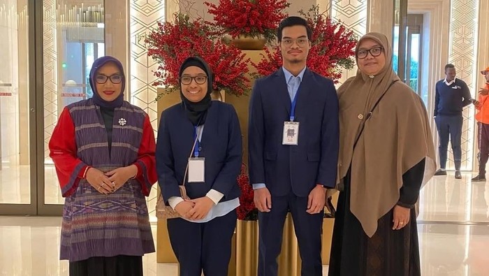 Kisah Izzati dan Osha, Penyandang Autisme yang Memasuki Dunia Kerja