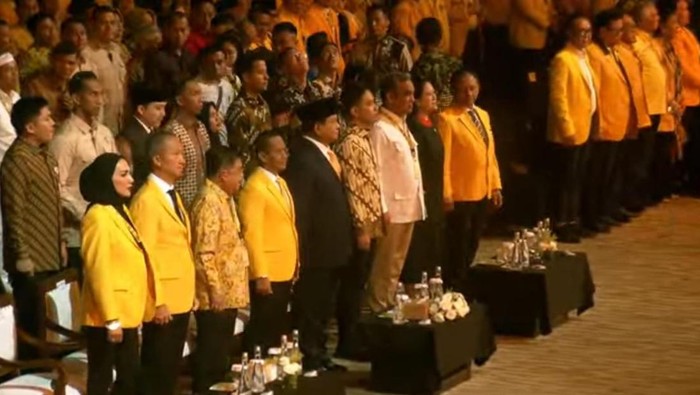 Jusuf Kalla dan Agung Laksono hadir dalamacara HUT Golkar di Sentul, Bogor. Foto: Tangkapan Layar YouTube Golkar