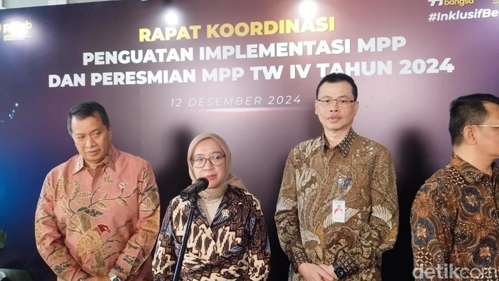 Menteri PAN-RB Rini Widyantini