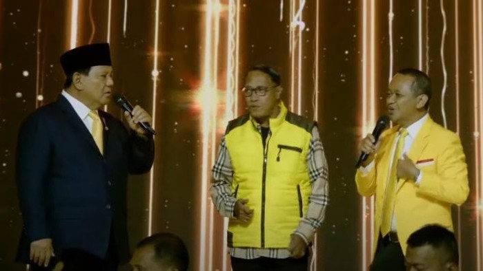 Momen Prabowo nyanyi bareng Bahlil. (Tangkapan layar)