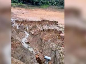 Telaga Kebumen Mendadak Surut: Apa yang Terjadi?