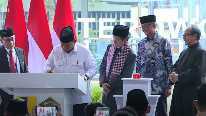 Prabowo resmikan Terowongan Silaturahim (dok. YouTube Setpres)