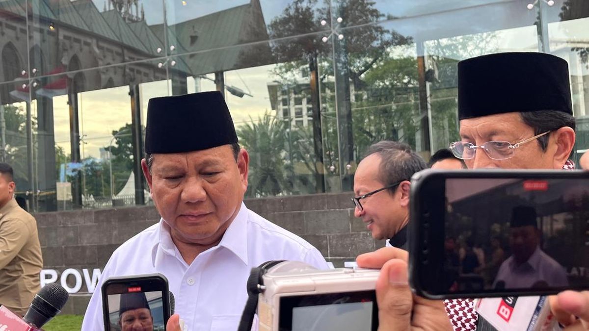 Prabowo Minta Erick Fokuskan Penerbangan Umrah & Haji di Terminal 2F Soetta