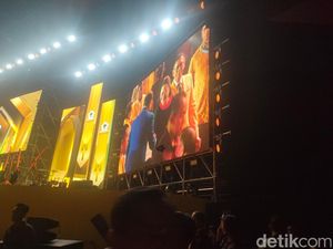Puan Wakili Megawati Hadiri Puncak HUT Golkar, Disambut Riuh Kader
